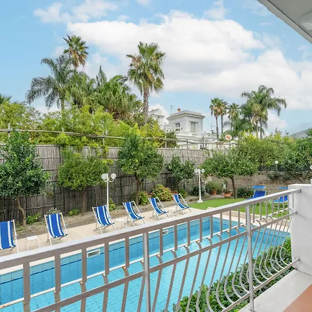 Eliseo Park's Sant'Agnello