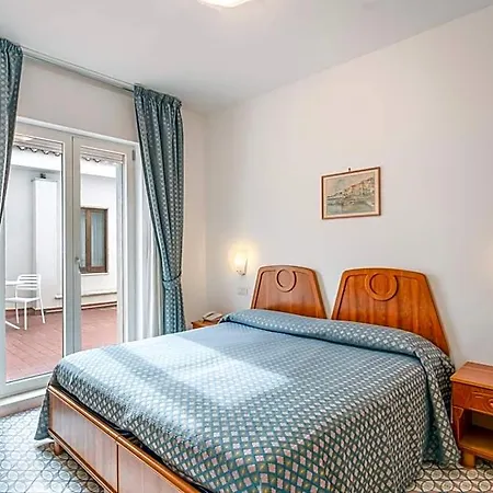 Eliseo Park's 4* Sant'Agnello