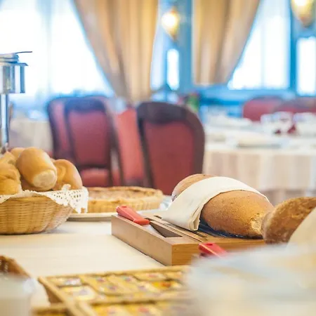 Eliseo Park's 4* Сант'Анджелло